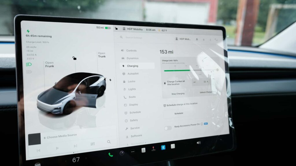 Teslas Could Get Apple CarPlay Soon: Report